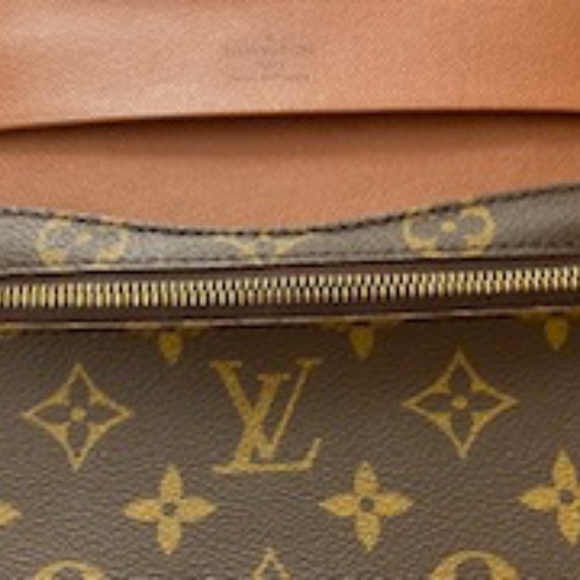 LOUIS VUITTON RABAT 23 POCHETTE/CLUTCH - Picture 4 of 14